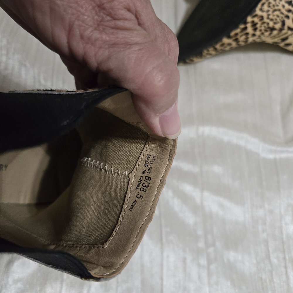 Leopard Print Ankle Boots By Chinese Laundry Size 8 EUC!! - Picture 6 of 8